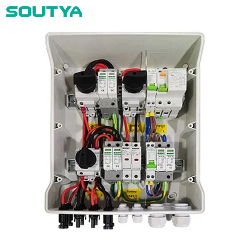 Cum un instalator solar reduce timpul de instalare cu 30% cu o cutie combinată DC+AC
